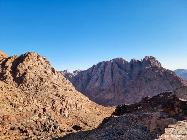 Urcând pe Muntele Sinai, pe urmele pașilor Sfântului Proroc Moise