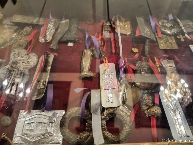 Clipe de rugăciune în Paraclisul Sfântului Ierarh Nectarie de la Patriarhia Alexandriei din Egipt / Foto: Magda Buftea Clipe de rugăciune în Paraclisul Sfântului Ierarh Nectarie de la Patriarhia Alexandriei din Egipt