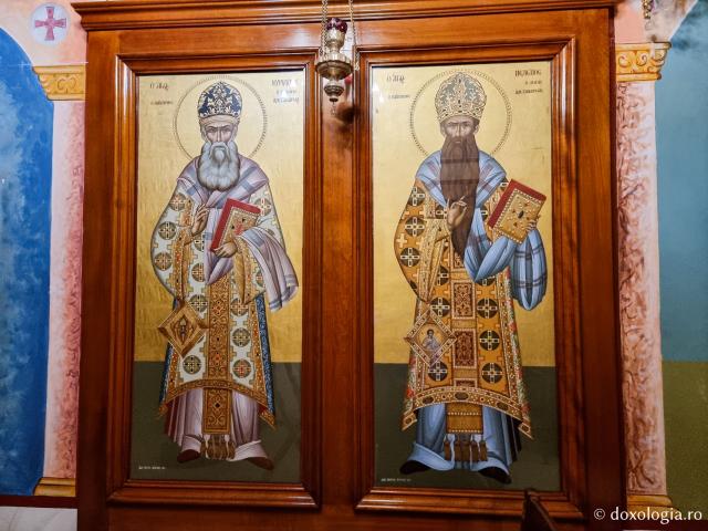Clipe de rugăciune în Paraclisul Sfântului Ierarh Nectarie de la Patriarhia Alexandriei din Egipt / Foto: Magda Buftea Clipe de rugăciune în Paraclisul Sfântului Ierarh Nectarie de la Patriarhia Alexandriei din Egipt