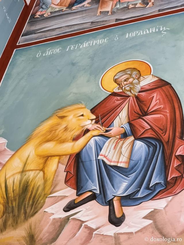 Clipe de rugăciune în Paraclisul Sfântului Ierarh Nectarie de la Patriarhia Alexandriei din Egipt / Foto: Magda Buftea Clipe de rugăciune în Paraclisul Sfântului Ierarh Nectarie de la Patriarhia Alexandriei din Egipt