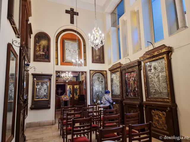 Clipe de rugăciune în Paraclisul Sfântului Ierarh Nectarie de la Patriarhia Alexandriei din Egipt