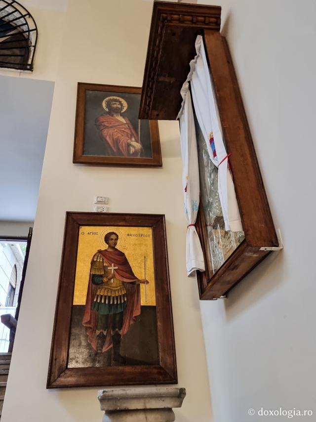 Clipe de rugăciune în Paraclisul Sfântului Ierarh Nectarie de la Patriarhia Alexandriei din Egipt / Foto: Magda Buftea Clipe de rugăciune în Paraclisul Sfântului Ierarh Nectarie de la Patriarhia Alexandriei din Egipt