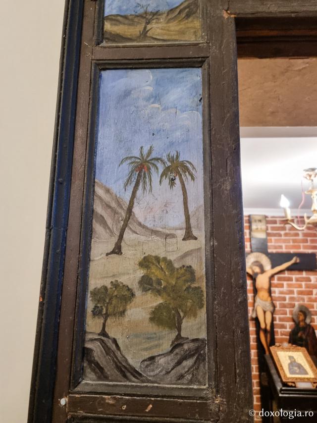 Momente de tihnă în Paraclisul „Sfântul Nichifor Leprosul” din Catedrala Patriarhiei Ortodoxe a Alexandriei şi a întregii Africi / Foto: Magda Buftea Momente de tihnă în Paraclisul „Sfântul Nichifor Leprosul” din Catedrala Patriarhiei Ortodoxe a Alexandriei şi a întregii Africi
