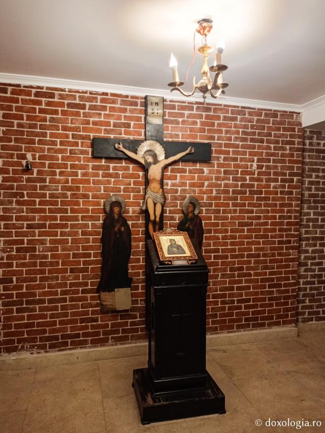 Pași de pelerin la biserica Mănăstirii „Sfântul Sava cel Sfințit”, catedrală a Patriarhiei Ortodoxe a Alexandriei şi a întregii Africi
