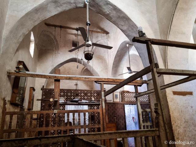 Peștera Sfântului Cuvios Pavel Tebeul ‒ locul de nevoință al primului pustnic din istoria creștinismului / Foto: Magda Buftea Peștera Sfântului Cuvios Pavel Tebeul ‒ locul de nevoință al primului pustnic din istoria creștinismului