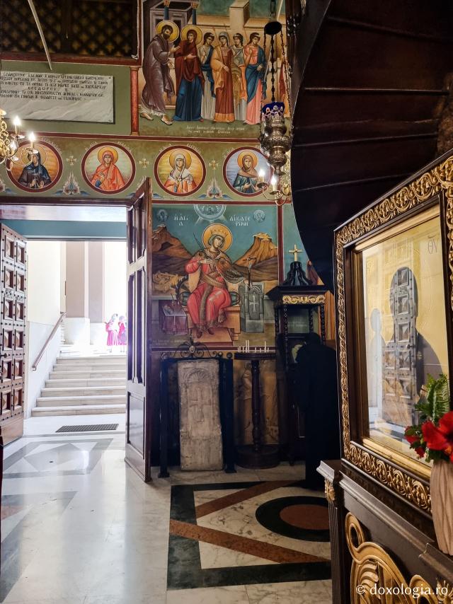 Piatra pe care a fost martirizată Sfânta Mare Muceniță Ecaterina