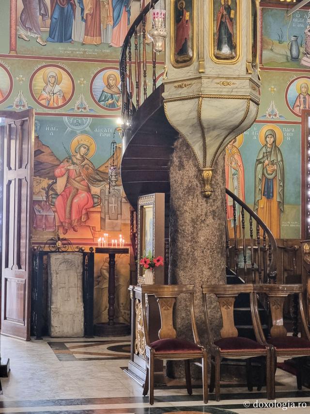Piatra pe care a fost martirizată Sfânta Mare Muceniță Ecaterina