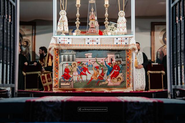 Slujbă de Priveghere a Sfântului Mare Mucenic Ioan cel Nou / Foto: Sebastian Lazăr - Arhiepiscopia Sucevei și Rădăuților Slujbă de Priveghere a Sfântului Mare Mucenic Ioan cel Nou
