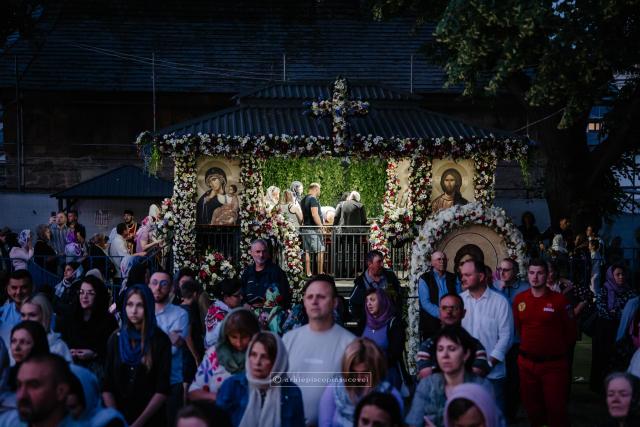 Slujbă de Priveghere a Sfântului Mare Mucenic Ioan cel Nou / Foto: Sebastian Lazăr - Arhiepiscopia Sucevei și Rădăuților Slujbă de Priveghere a Sfântului Mare Mucenic Ioan cel Nou