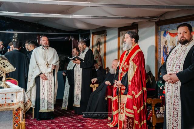 Slujbă de Priveghere a Sfântului Mare Mucenic Ioan cel Nou / Foto: Sebastian Lazăr - Arhiepiscopia Sucevei și Rădăuților Slujbă de Priveghere a Sfântului Mare Mucenic Ioan cel Nou