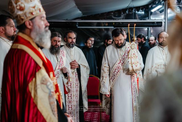 Slujbă de Priveghere a Sfântului Mare Mucenic Ioan cel Nou / Foto: Sebastian Lazăr - Arhiepiscopia Sucevei și Rădăuților Slujbă de Priveghere a Sfântului Mare Mucenic Ioan cel Nou