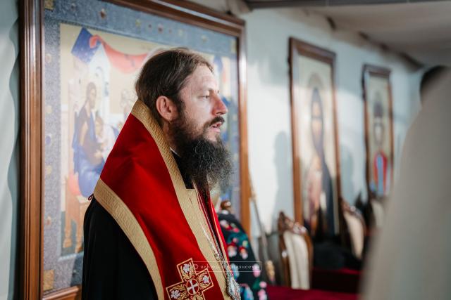 Slujbă de Priveghere a Sfântului Mare Mucenic Ioan cel Nou / Foto: Sebastian Lazăr - Arhiepiscopia Sucevei și Rădăuților Slujbă de Priveghere a Sfântului Mare Mucenic Ioan cel Nou