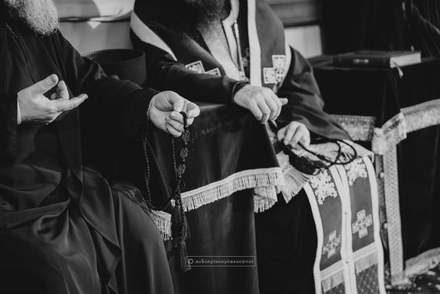 Slujbă de Priveghere a Sfântului Mare Mucenic Ioan cel Nou / Foto: Sebastian Lazăr - Arhiepiscopia Sucevei și Rădăuților Slujbă de Priveghere a Sfântului Mare Mucenic Ioan cel Nou
