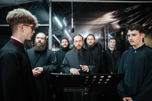 Slujbă de Priveghere a Sfântului Mare Mucenic Ioan cel Nou / Foto: Sebastian Lazăr - Arhiepiscopia Sucevei și Rădăuților Slujbă de Priveghere a Sfântului Mare Mucenic Ioan cel Nou