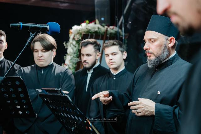 Slujbă de Priveghere a Sfântului Mare Mucenic Ioan cel Nou / Foto: Sebastian Lazăr - Arhiepiscopia Sucevei și Rădăuților Slujbă de Priveghere a Sfântului Mare Mucenic Ioan cel Nou