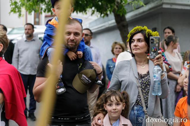 Pași de pelerini pe Calea Sfinților Suceava 2025