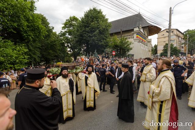 Pași de pelerini pe Calea Sfinților Suceava 2025