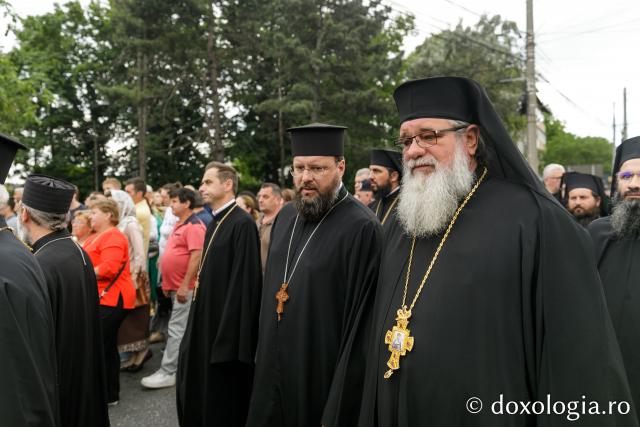 Pași de pelerini pe Calea Sfinților Suceava 2025