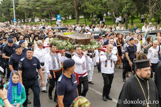 Pași de pelerini pe Calea Sfinților Suceava 2025
