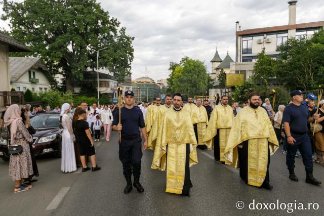 Pași de pelerini pe Calea Sfinților Suceava 2025