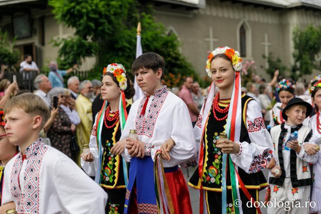 Pași de pelerini pe Calea Sfinților Suceava 2025
