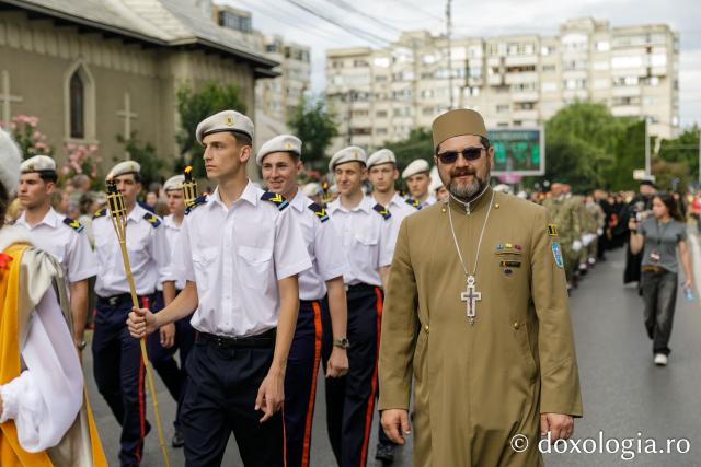 Pași de pelerini pe Calea Sfinților Suceava 2025