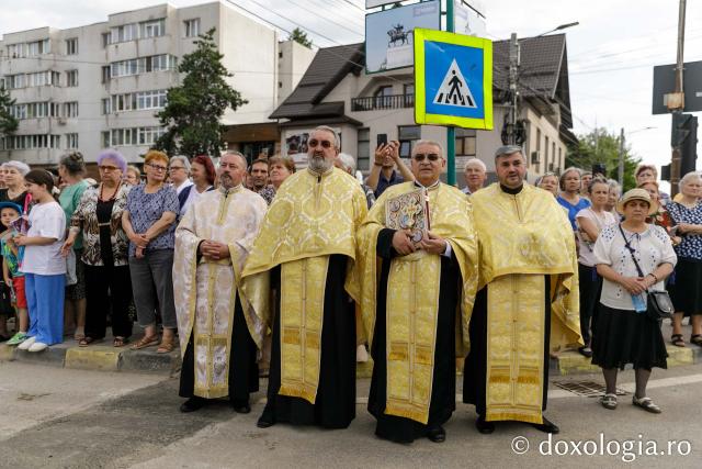 Pași de pelerini pe Calea Sfinților Suceava 2025