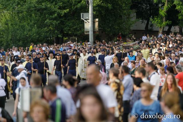 Pași de pelerini pe Calea Sfinților Suceava 2025