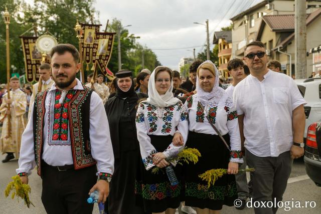 Pași de pelerini pe Calea Sfinților Suceava 2025