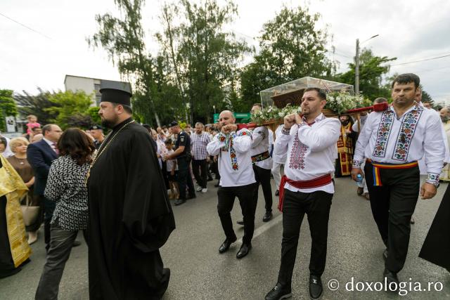 Pași de pelerini pe Calea Sfinților Suceava 2025
