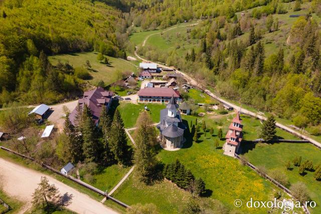 Schitul Icoana Nouă