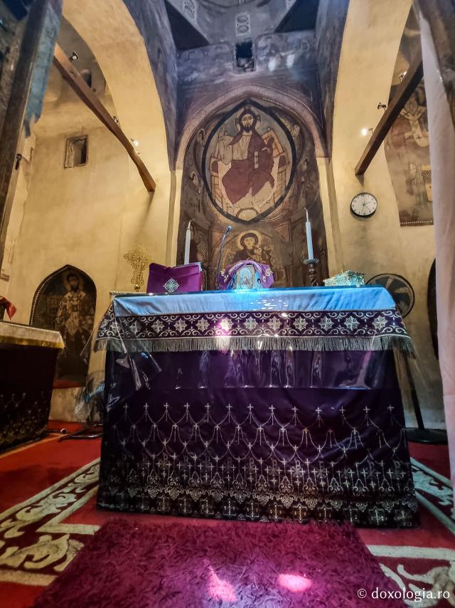 Acasă la Sfântul Cuvios Antonie cel Mare, mănăstirea din pustiul Egiptului