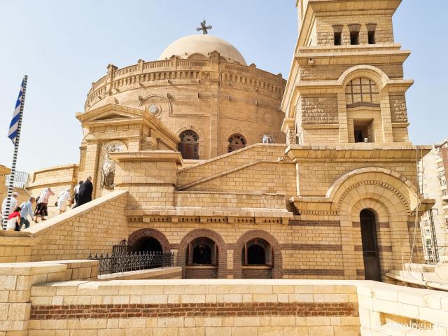 Biserica „Sfântul Mare Mucenic Gheorghe” din Cairo – unul dintre monumentele cele mai reprezentative ale ortodoxiei africane