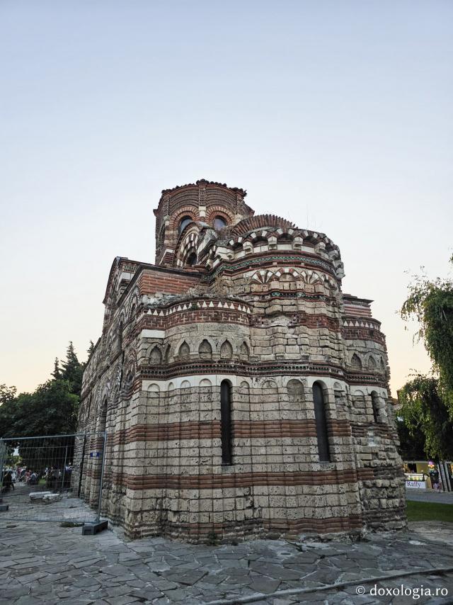 Biserica „Iisus Hristos Pantocrator” - Bisericile binzantine din orașul vechi Nessebar