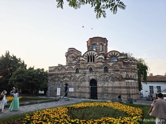 Biserica „Iisus Hristos Pantocrator” - Bisericile binzantine din orașul vechi Nessebar