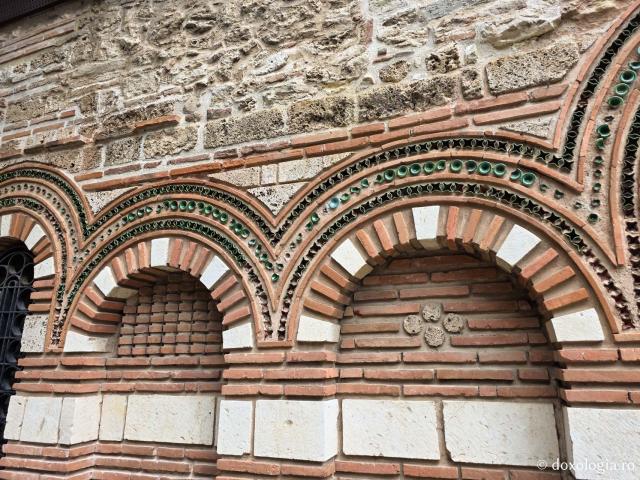 Biserica „Sfânta Parascheva” din orașul vechi Nessebar