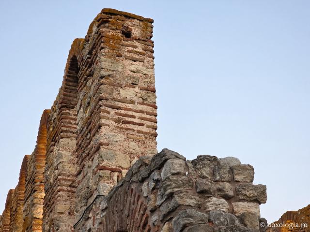 Ruinele Bisericii „Sfânta Sofia”, vechea reședință episcopală din Nessebar