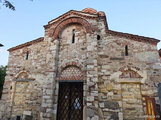 Pași de pelerin la Biserica „Sfântul Ioan Botezătorul” din Nessebar
