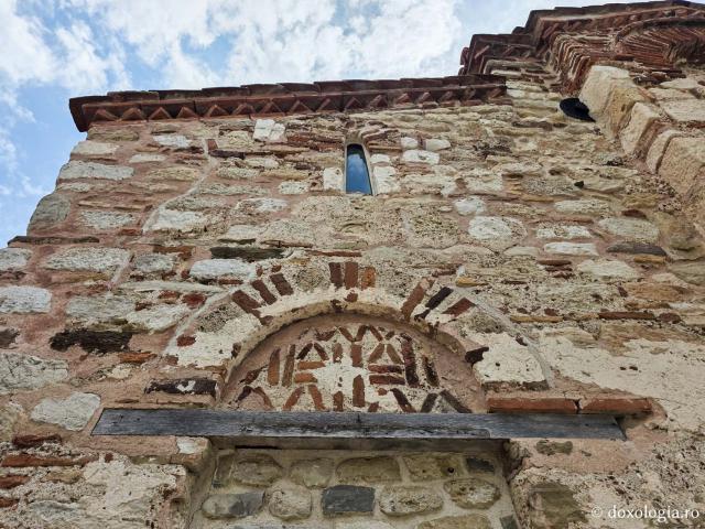 Pași de pelerin la Biserica „Sfântul Ioan Botezătorul” din Nessebar