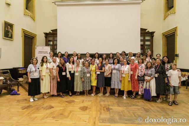 Întâlnirea Grupului Internațional de Preotese „Sfânta Nona”, la a IV-a, la Iași / Foto: pr. Silviu Cluci Întâlnirea Grupului Internațional de Preotese „Sfânta Nona”, la a IV-a ediție, la Iași