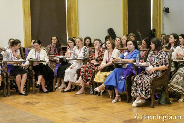Întâlnirea Grupului Internațional de Preotese „Sfânta Nona”, la a IV-a, la Iași / Foto: pr. Silviu Cluci Întâlnirea Grupului Internațional de Preotese „Sfânta Nona”, la a IV-a ediție, la Iași