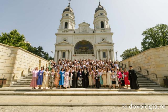 Întâlnirea Grupului Internațional de Preotese „Sfânta Nona”, la a IV-a, la Iași / Foto: pr. Silviu Cluci Întâlnirea Grupului Internațional de Preotese „Sfânta Nona”, la a IV-a ediție, la Iași