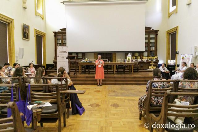 Întâlnirea Grupului Internațional de Preotese „Sfânta Nona”, la a IV-a, la Iași / Foto: pr. Silviu Cluci Întâlnirea Grupului Internațional de Preotese „Sfânta Nona”, la a IV-a ediție, la Iași