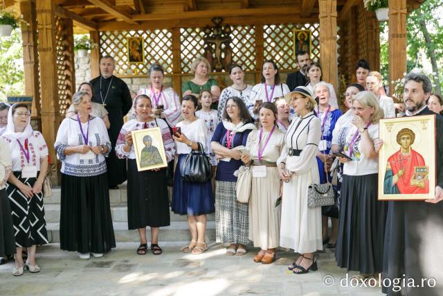 Întâlnirea Grupului Internațional de Preotese „Sfânta Nona”, la a IV-a, la Iași / Foto: pr. Silviu Cluci Întâlnirea Grupului Internațional de Preotese „Sfânta Nona”, la a IV-a ediție, la Iași