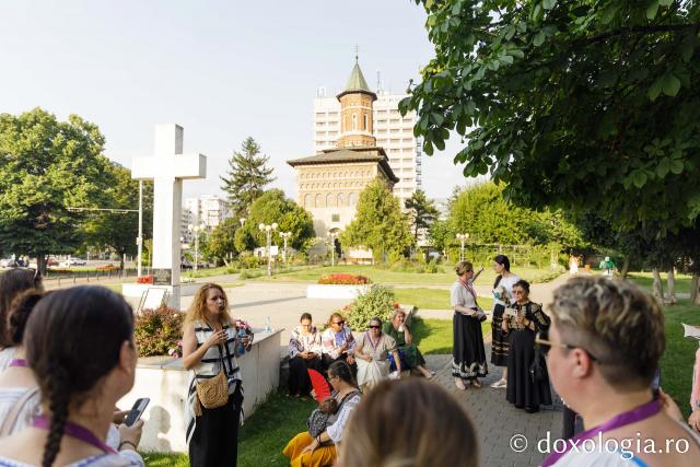 Întâlnirea Grupului Internațional de Preotese „Sfânta Nona”, la a IV-a, la Iași / Foto: pr. Silviu Cluci Întâlnirea Grupului Internațional de Preotese „Sfânta Nona”, la a IV-a ediție, la Iași