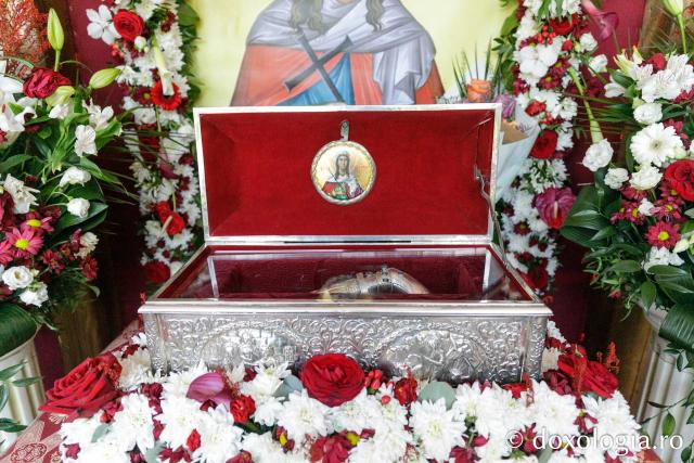Sărbătoarea Sfintei Mari Mucenițe Chiriachi la Catedrala Episcopală din Huși / Foto: pr. Silviu Cluci Sărbătoarea Sfintei Mari Mucenițe Chiriachi la Catedrala Episcopală din Huși