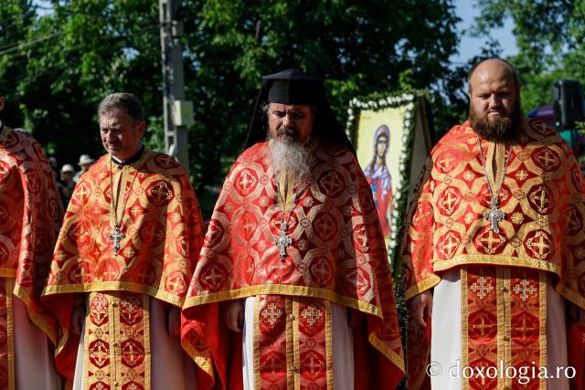 Sărbătoarea Sfintei Mari Mucenițe Chiriachi la Catedrala Episcopală din Huși / Foto: pr. Silviu Cluci Sărbătoarea Sfintei Mari Mucenițe Chiriachi la Catedrala Episcopală din Huși