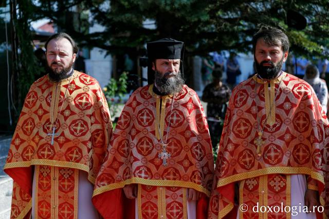 Sărbătoarea Sfintei Mari Mucenițe Chiriachi la Catedrala Episcopală din Huși / Foto: pr. Silviu Cluci Sărbătoarea Sfintei Mari Mucenițe Chiriachi la Catedrala Episcopală din Huși