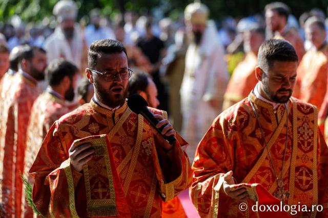Sărbătoarea Sfintei Mari Mucenițe Chiriachi la Catedrala Episcopală din Huși / Foto: pr. Silviu Cluci Sărbătoarea Sfintei Mari Mucenițe Chiriachi la Catedrala Episcopală din Huși