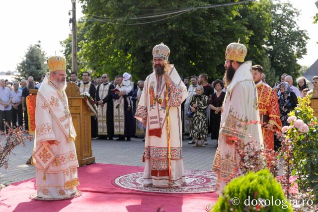Sărbătoarea Sfintei Mari Mucenițe Chiriachi la Catedrala Episcopală din Huși / Foto: pr. Silviu Cluci Sărbătoarea Sfintei Mari Mucenițe Chiriachi la Catedrala Episcopală din Huși